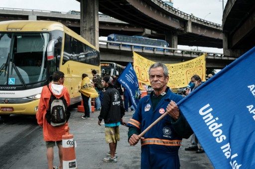 Masiva huelga general contra Temer