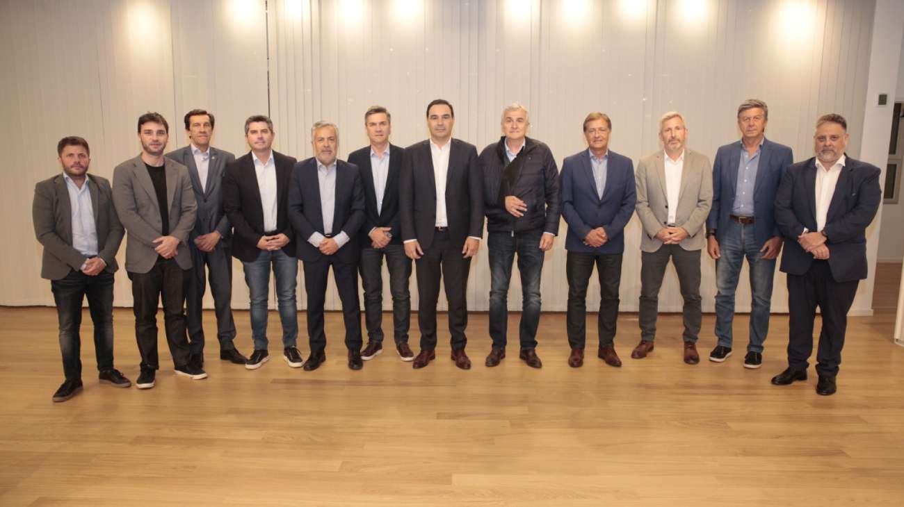¿Mensaje a Macri? Los gobernadores de JxC pidieron no entregarse "al alquimista de turno" en el balotaje