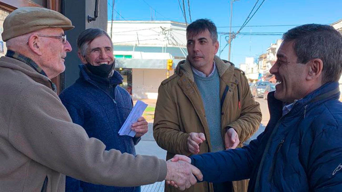 Fernán Quirós desembarcó en la Provincia con charlas y asado