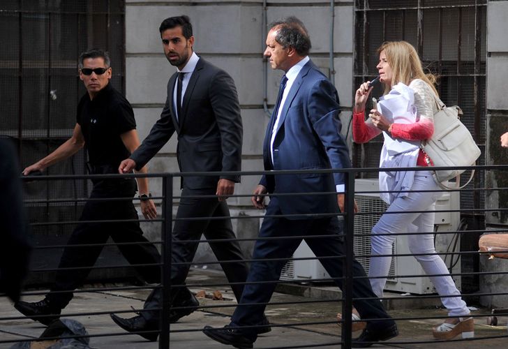 Scioli declara en una causa por lavado de activos y defraudación
