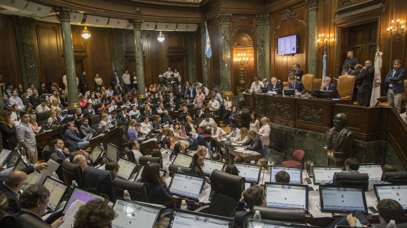 Legisladores porteños presentan proyectos y piden informes sobre la pandemia del COVID-19