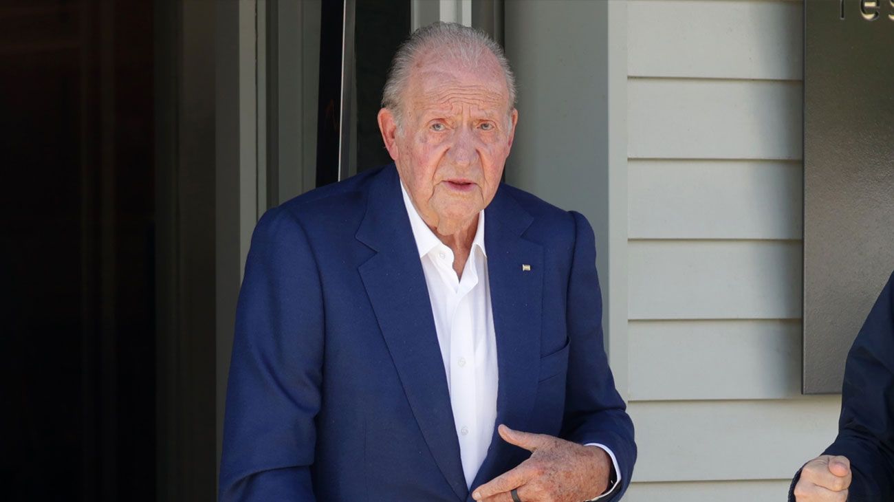 El Rey Juan Carlos puede volver a España, pero el palacio le impuso una implacable condición
