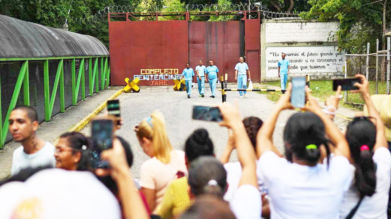 El chavismo anuncia una inesperada liberación de cientos de presos políticos