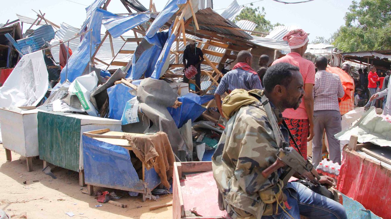Un atentado deja al menos 78 muertos en la capital de Somalia