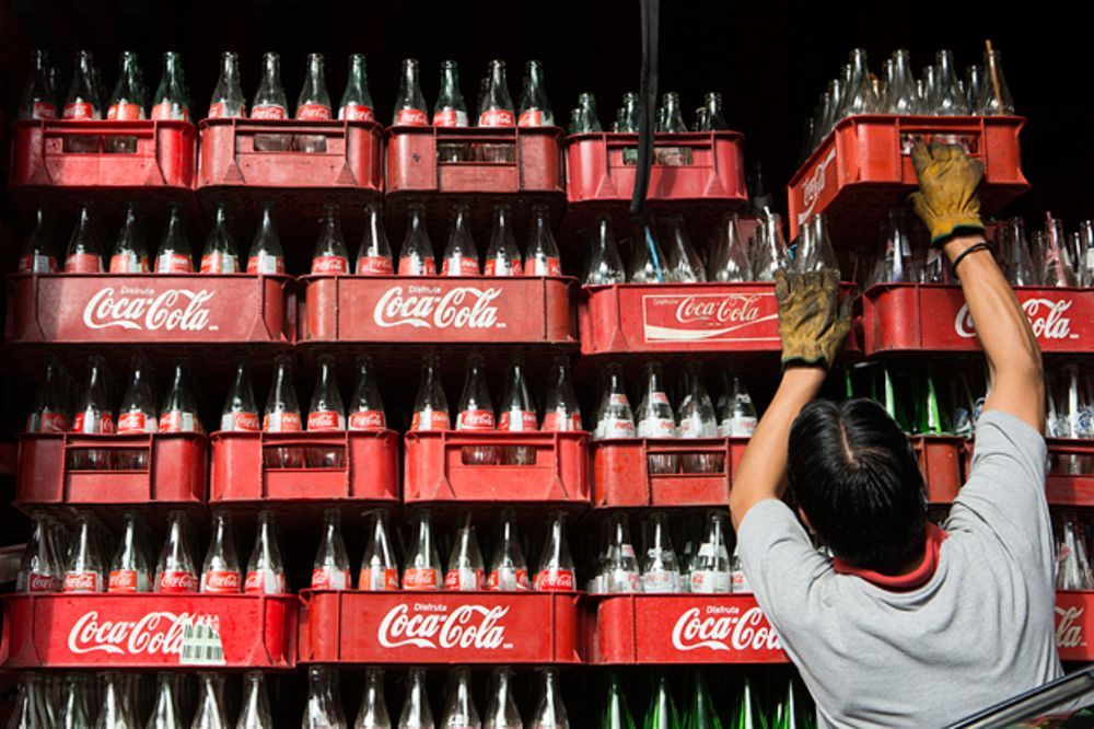 Coca-Cola reduciría contaminación plástica con botella 100% de materia vegetal