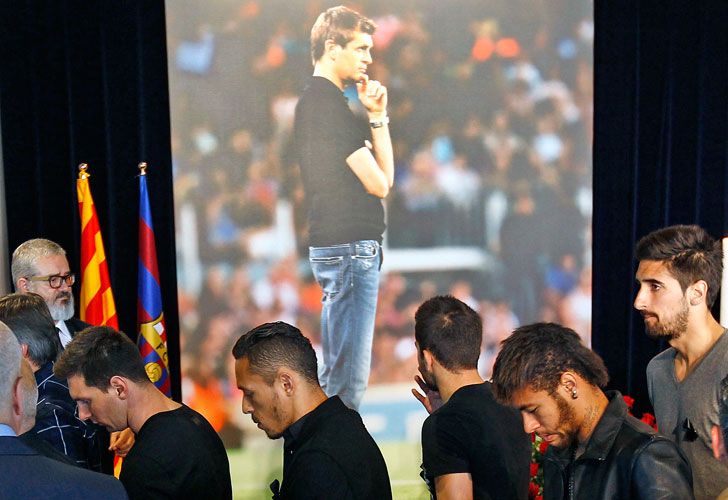 Messi acompañó a todo el Barça a dar el último adiós a Tito Vilanova
