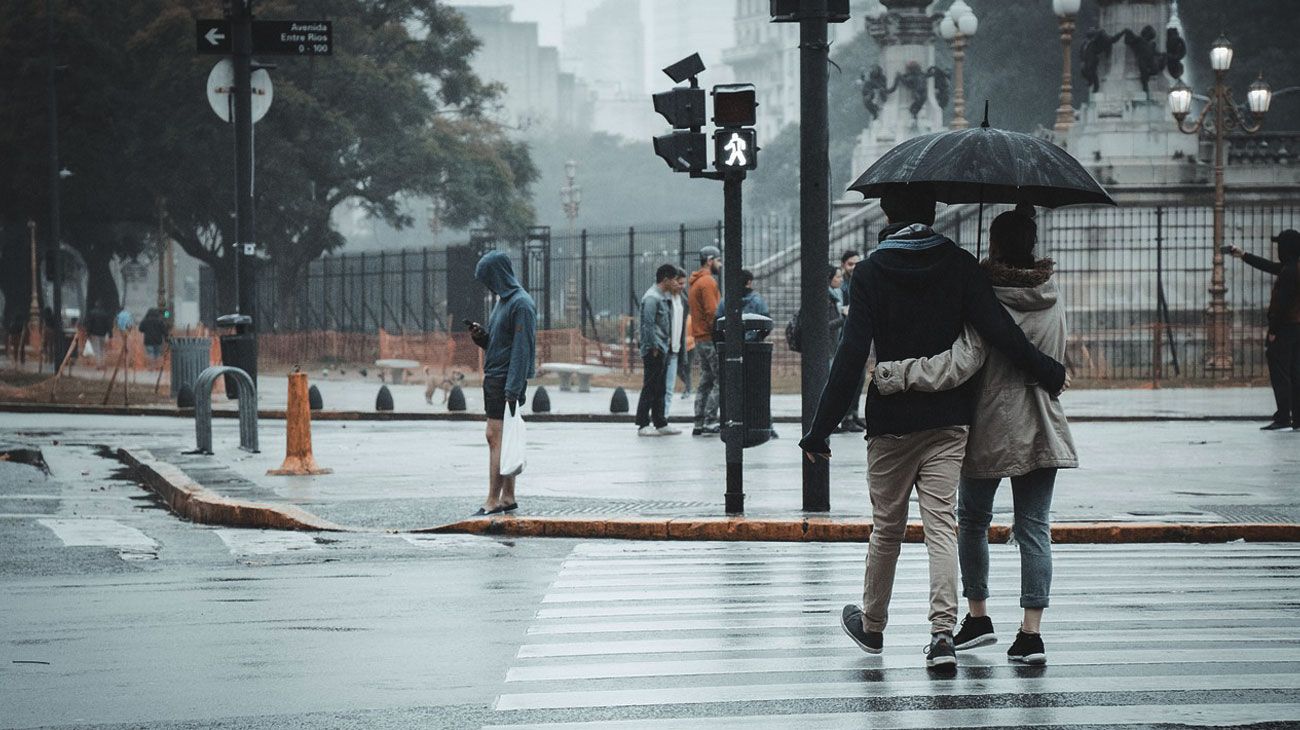Tormenta de Santa Rosa: cuándo deja de llover en Buenos Aires y cómo sigue el frío