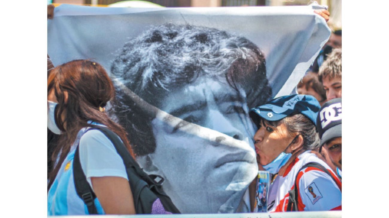 El mundo del fútbol recordó a Maradona a tres años de su muerte