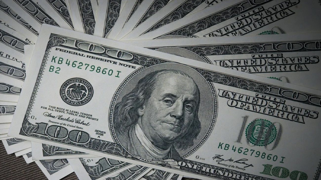 El Tesoro intensifica la intervención del dólar: “El problema de empezar a utilizar los dólares es que no hay mucho poder de fuego”