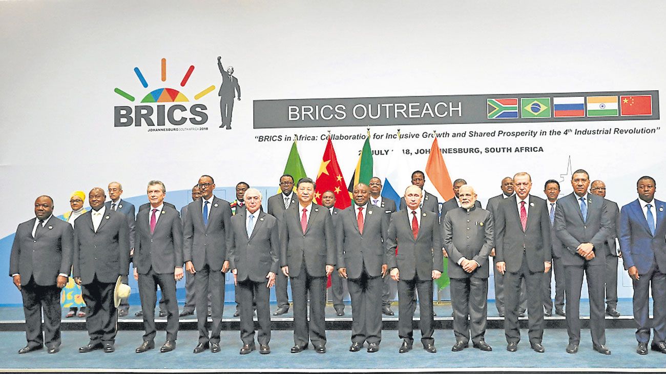 ¿Macridiplomacia diversa?