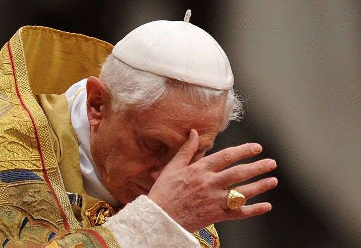 Pedofilia: vinculan al hermano de Benedicto XVI con más de 500 casos