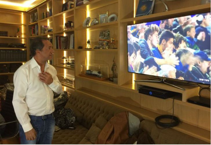 Daniel Scioli felicitó al plantel de Boca por el campeonato