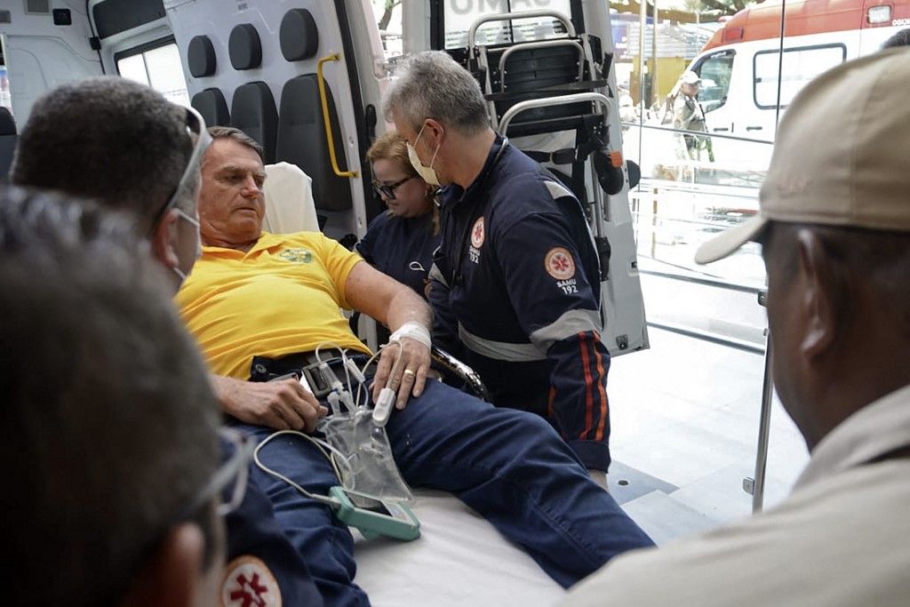 "Alta presión arterial": Jair Bolsonaro sigue en terapia intensiva, pero estable