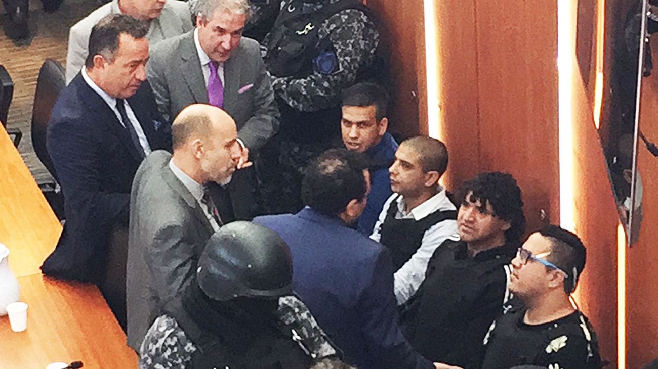 Los jueces que condenaron a Los Monos ‘viven blindados’
