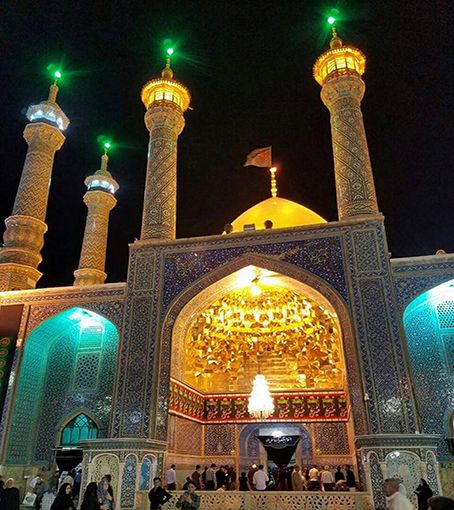 Los turistas invaden la legendaria Irán