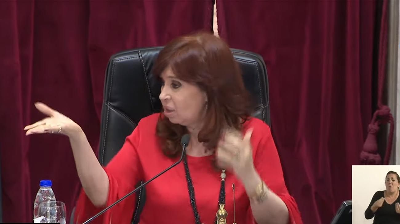 Cristina Kirchner se enojó con senadores de JxC: "Son maleducados y se portan como barrabravas"