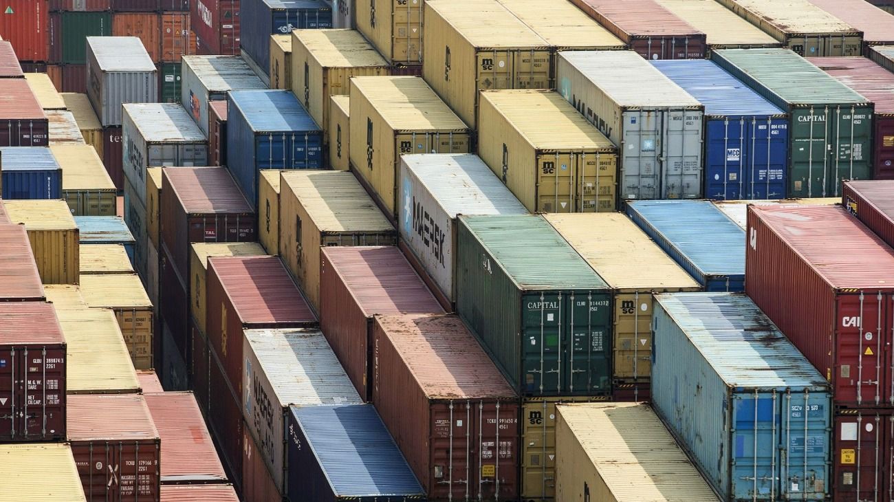 Marcha atrás parcial en un impuesto a importaciones: qué opinan los especialistas