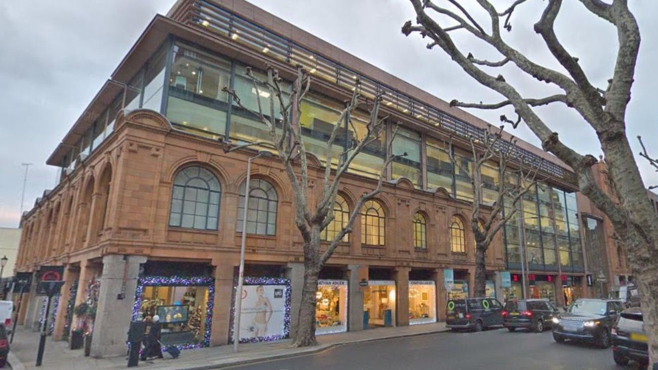 Edificio pensado como garage de Harrods es centro de un juicio por fraude en el Vaticano