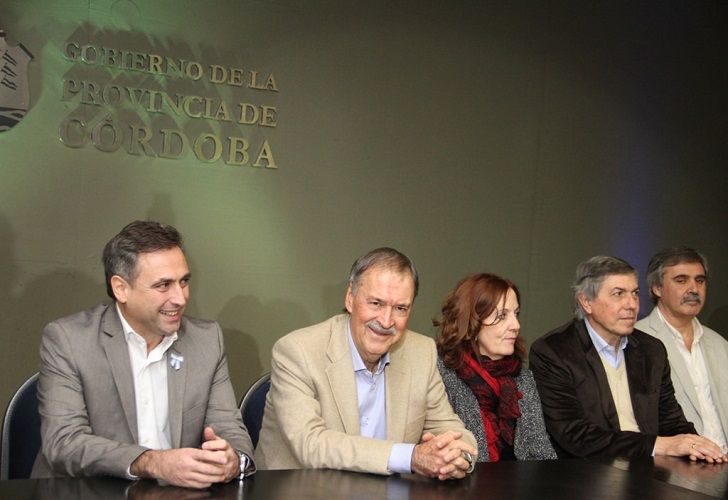 Silencio de Schiaretti y Mestre en la semana más dura de Macri