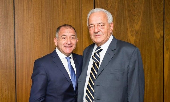 Habló la corporación…
