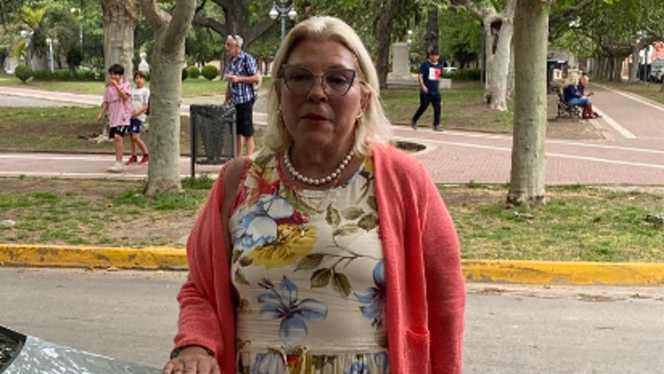 Manteniendo el perfil bajo, Elisa Carrió votó en Capilla del Señor