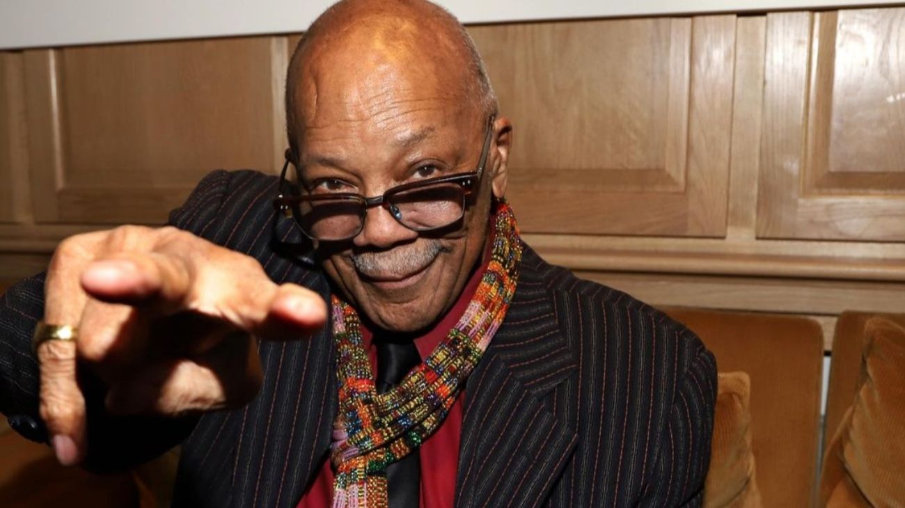 Murió Quincy Jones, el histórico productor estadounidense que trabajó con Michael Jackson y Frank Sinatra