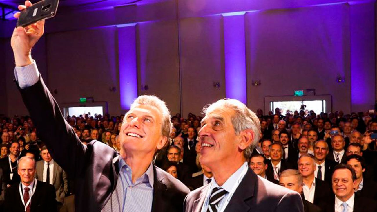 Macri volvió a Córdoba y recordó que "la pesada herencia está lejos de ser resuelta"
