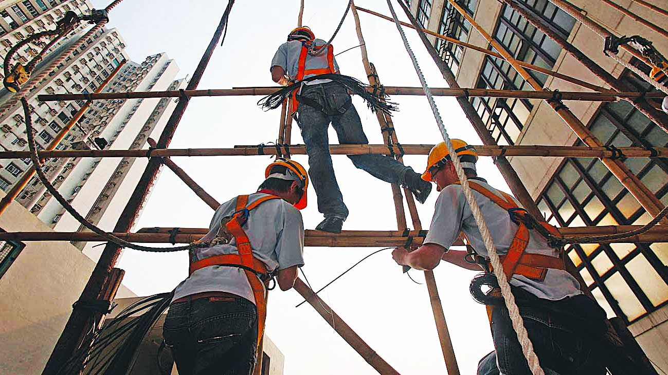 Se aceleró la pérdida de empleos en marzo, con 105 mil bajas