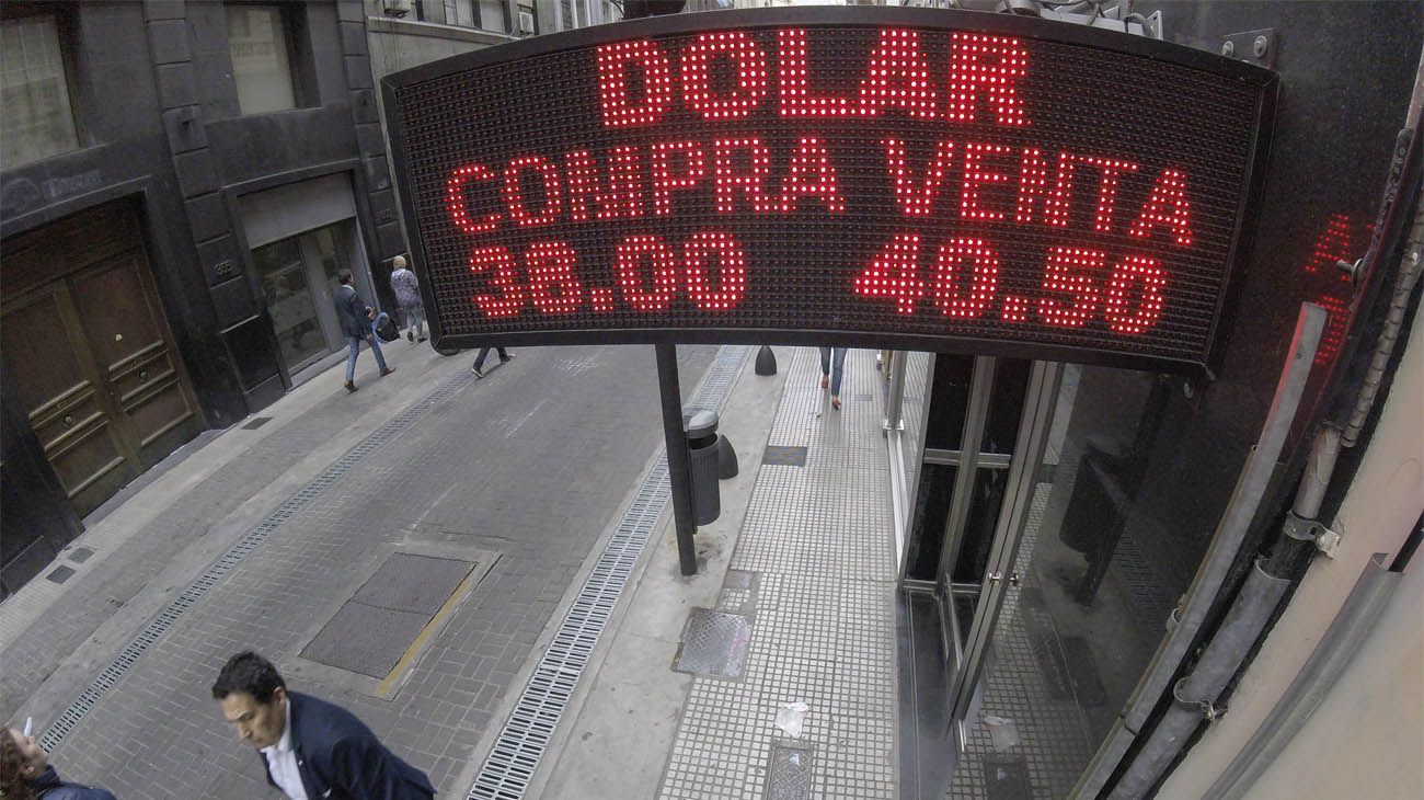 Tras los anuncios del nuevo Banco Central, el dólar superó los $40