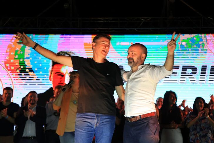 El aparato llaryorista sigue inflando a ‘Passerini intendente’