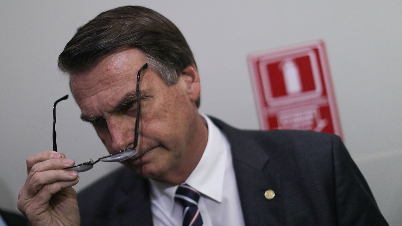 Jair Bolsonaro reconsidera la fusión de ministerios tras las críticas