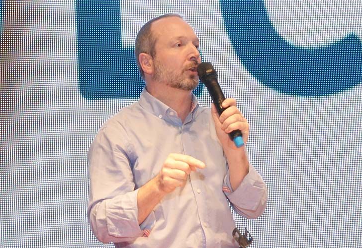 Con una nueva cautelar, Clarín consiguió frenar la adecuación de oficio