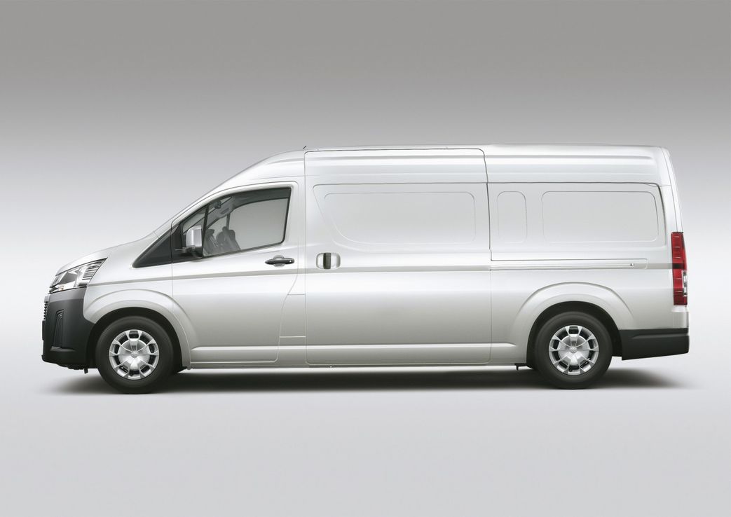 Hiace, el primer furgón de Toyota en Argentina: más seguridad y mayor carga