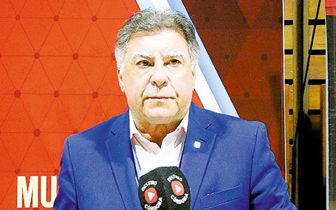 José González, reelecto en la Cámara de Turismo