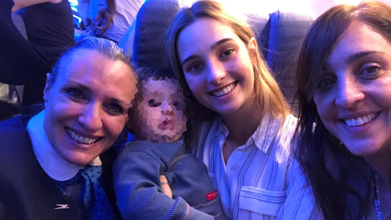 Azafata se convirtió en heroína en el vuelo con turbulencias de Aerolíneas