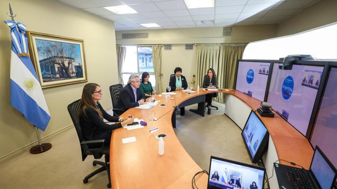 Modernizar la línea 144 y acompañar a mujeres en riesgo: ejes principales del plan contra las violencias de género