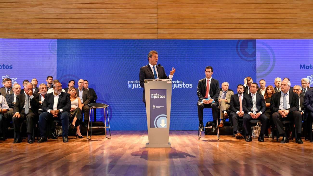 Preocupado ante una inflación que no cede, Massa relanzó Precios Justos