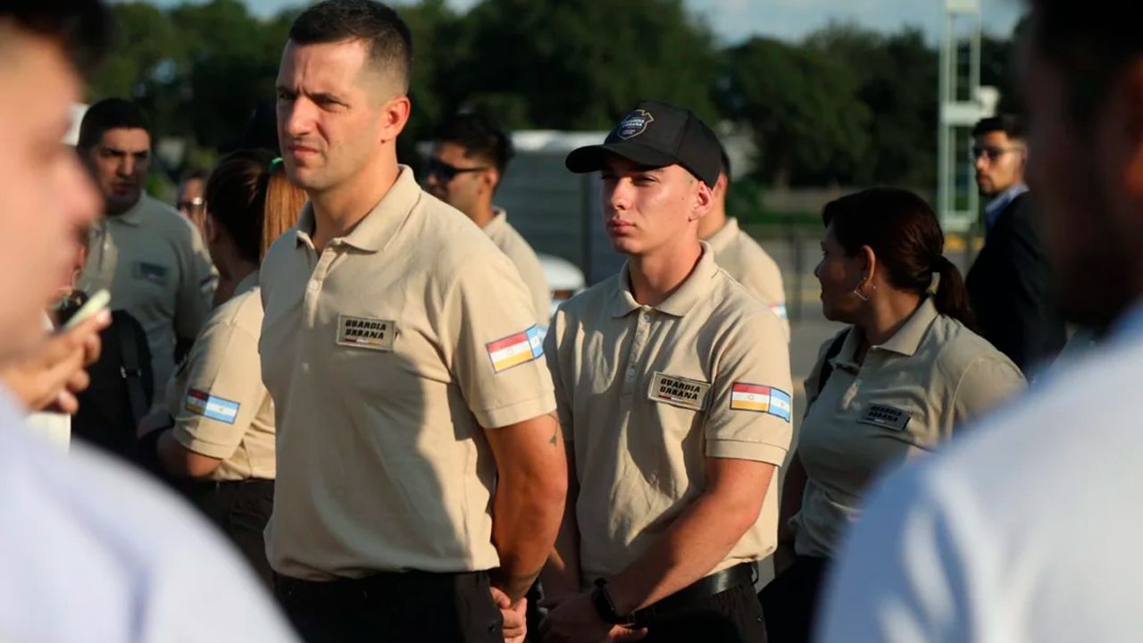 Guardia Urbana: Passerini anula la compra de los uniformes y echa un funcionario