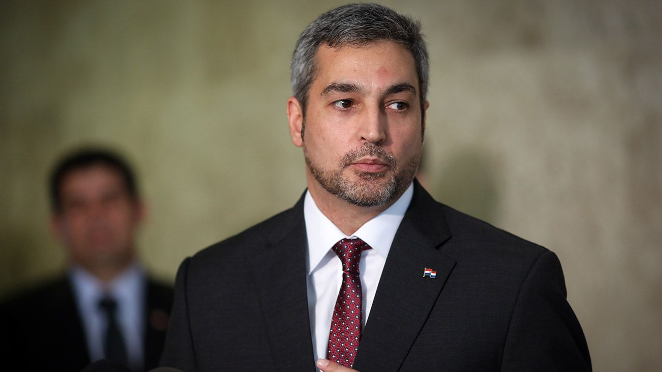 Dengue asfixiante en Paraguay: hasta el presidente Abdo Benítez está contagiado