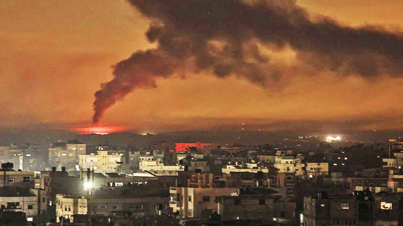 Israel machaca Gaza sin cesar y advierte que no dejará de atacar