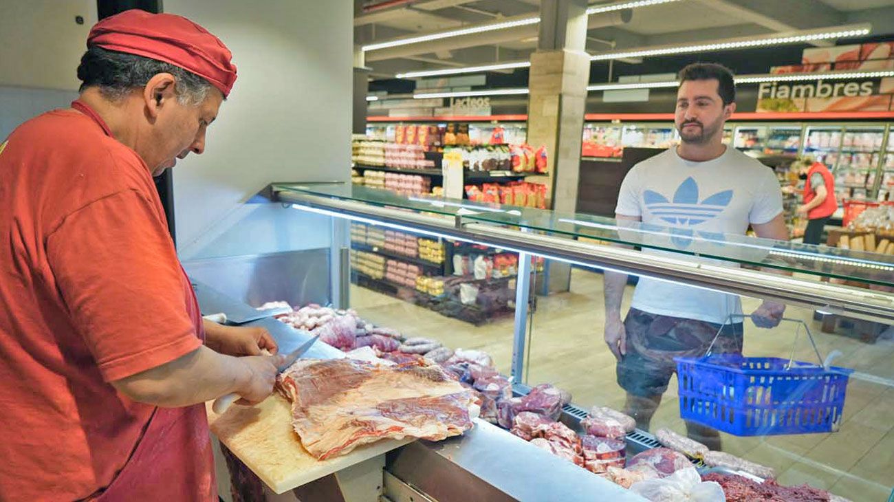La inflación de agosto alcanzaría los dos dígitos y alertan por una posible espiralización