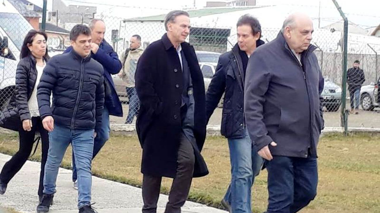 Pichetto y Frigerio hacen campaña en el feudo kirchnerista a 12 días de la elección