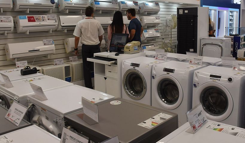 Consumo en el NEA: crece la compra de bienes durables, pero aumenta el endeudamiento