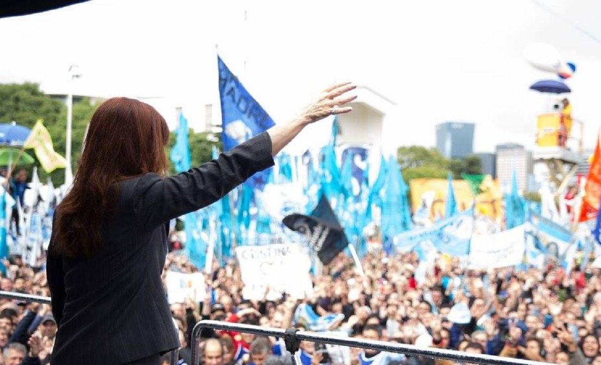 Cristina Kirchner en Merlo: los intendentes se preparan para movilizar a cerca de 70 mil personas