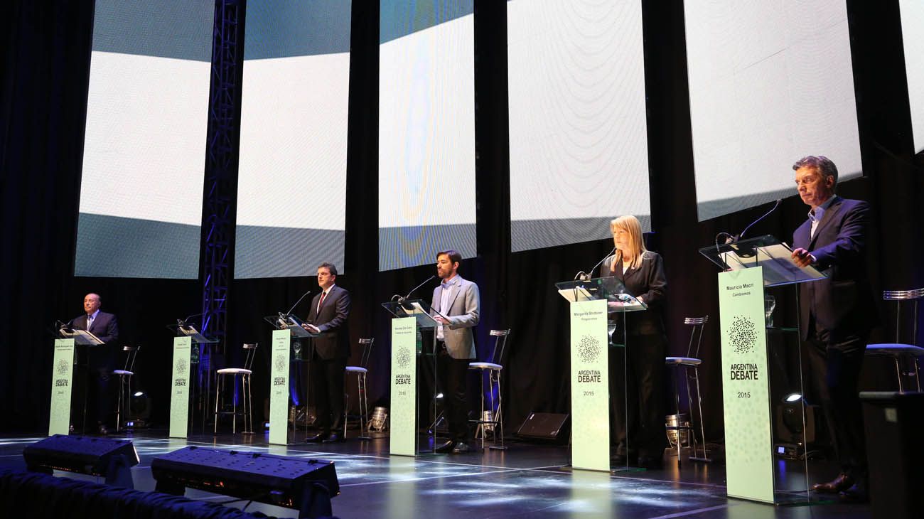 Cuáles son las propuestas de los candidatos en materia educativa