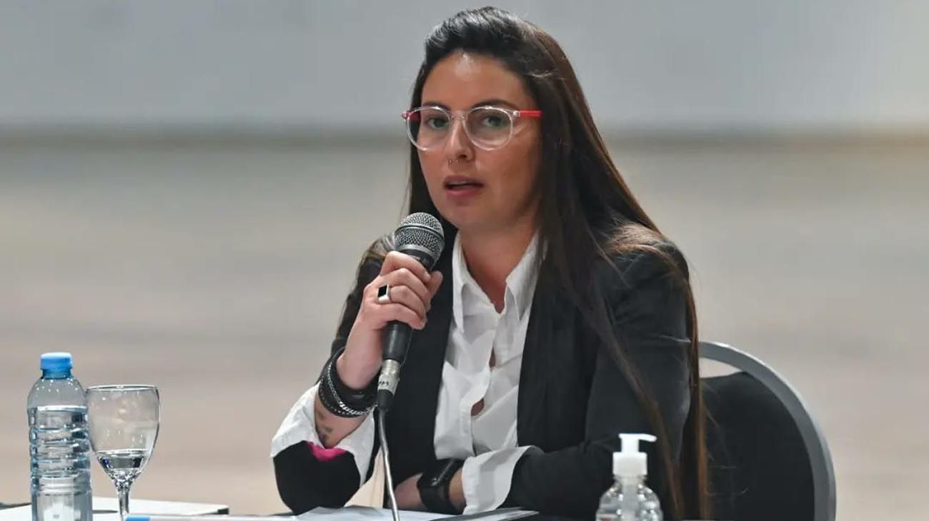 Programa menstrual y línea contra la violencia de género: el plan que busca replicar Ayelén Mazzina