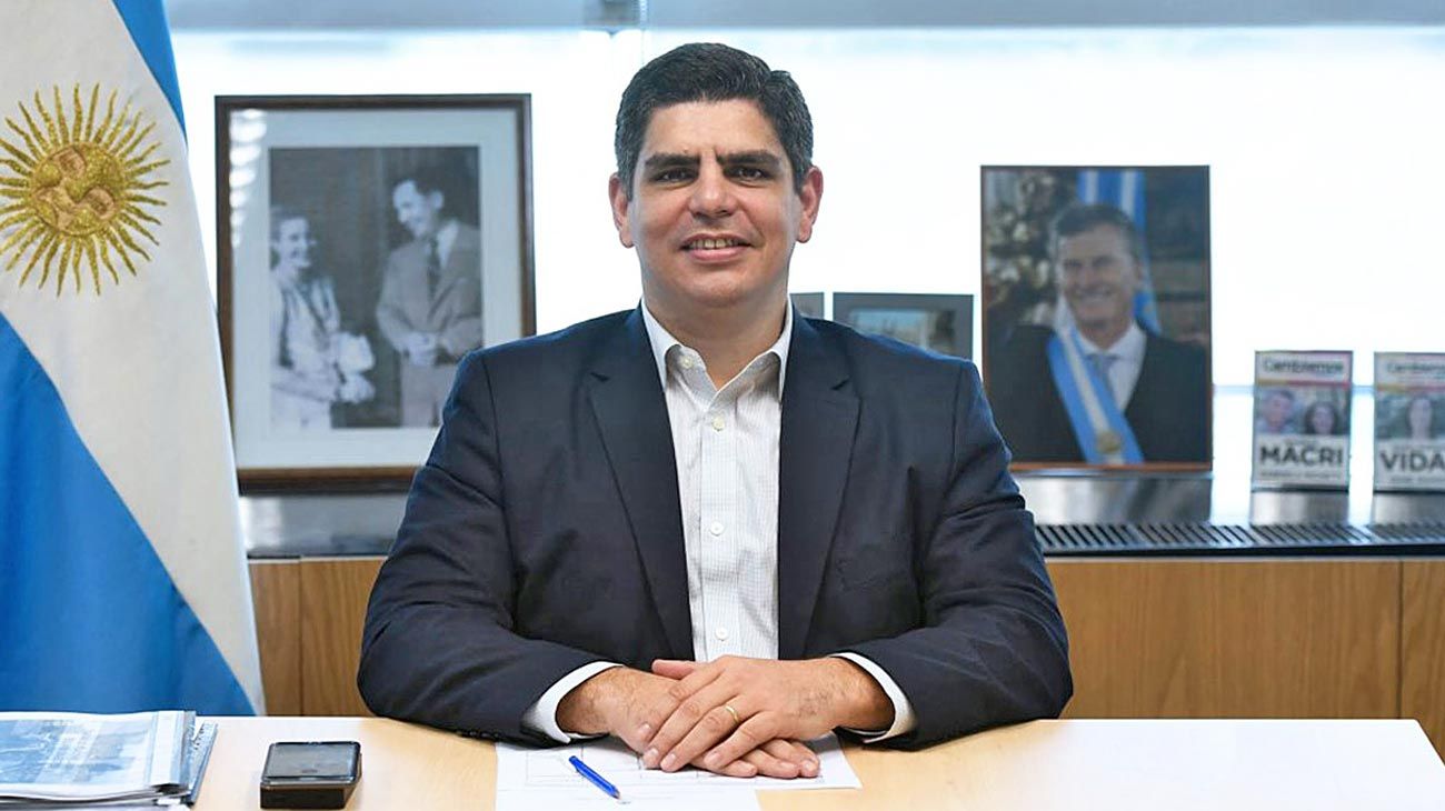 Correo: el Ejecutivo busca seguir ganando tiempo y dilata el acuerdo con los Macri