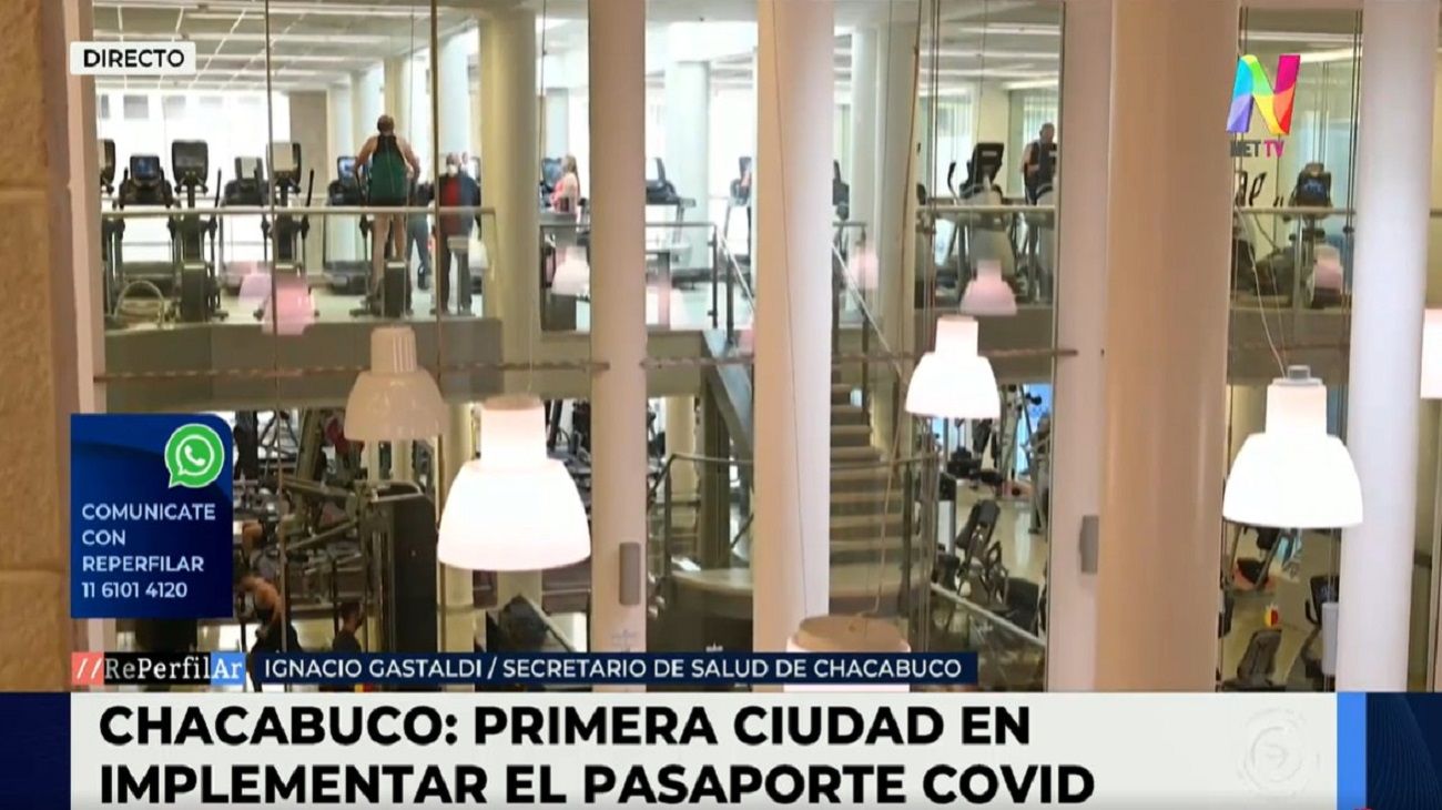 Cómo funciona el pasaporte sanitario en la primera ciudad en implementarlo en el país