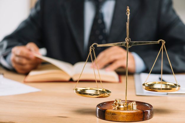 Conocer otros sistemas jurídicos para aprender mejor el propio derecho