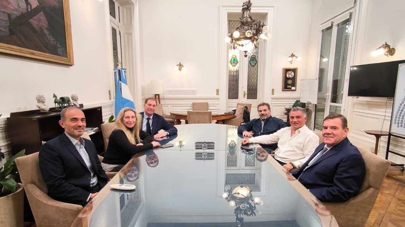 LLA y el PRO negocian una alianza en Buenos Aires para enfrentar al kirchnerismo: hubo una reunión entre Karina Milei, Ritondo y Santilli